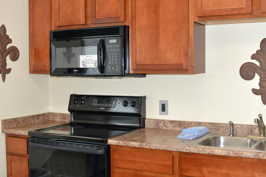 Anchorage Uptown Suites מראה חיצוני תמונה