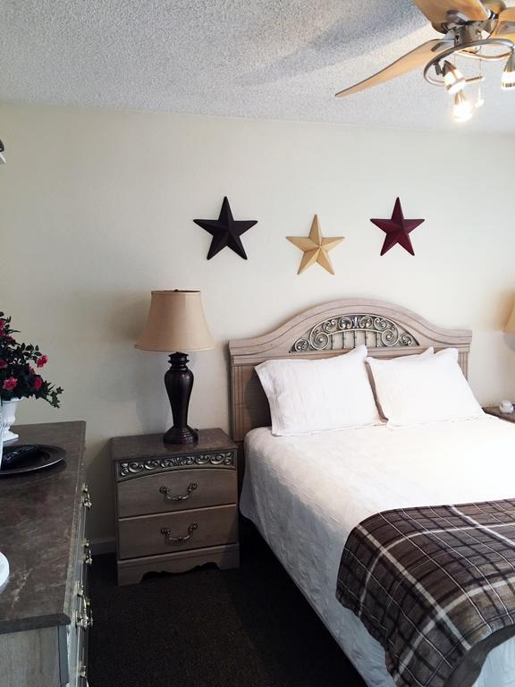 Anchorage Uptown Suites מראה חיצוני תמונה