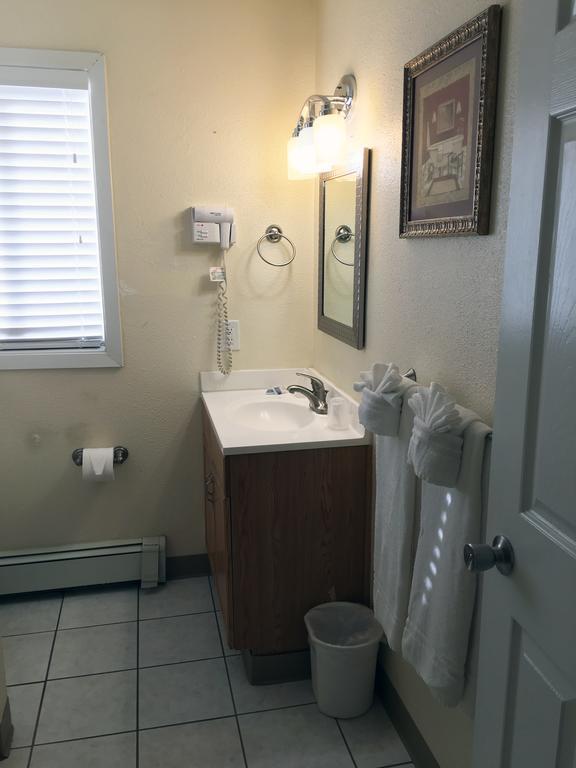 Anchorage Uptown Suites מראה חיצוני תמונה