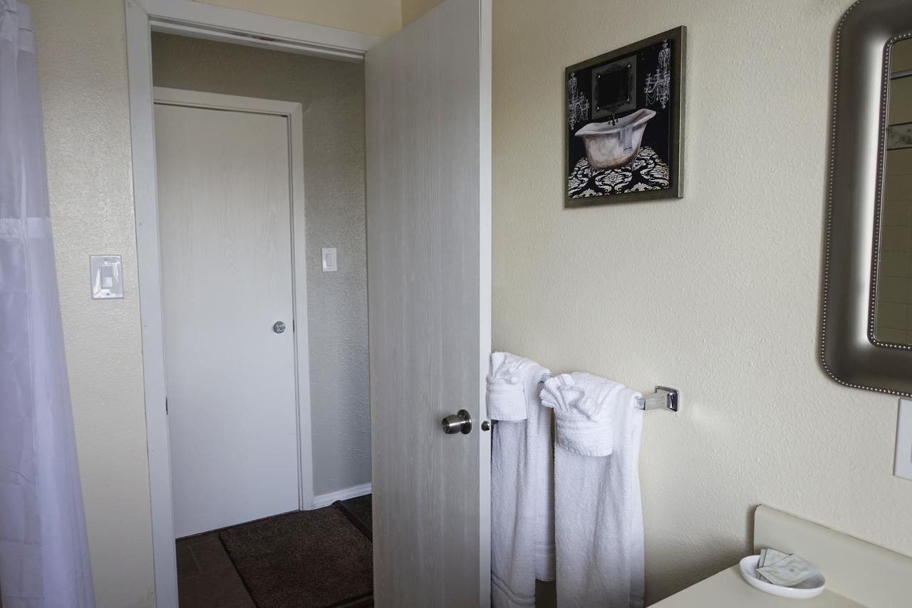 Anchorage Uptown Suites מראה חיצוני תמונה