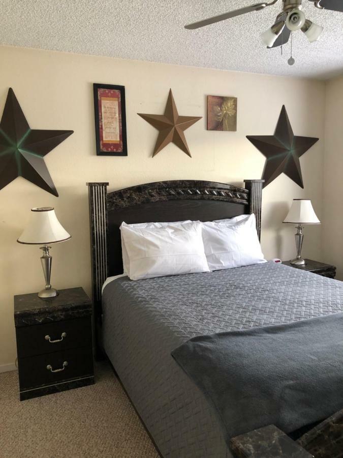 Anchorage Uptown Suites מראה חיצוני תמונה