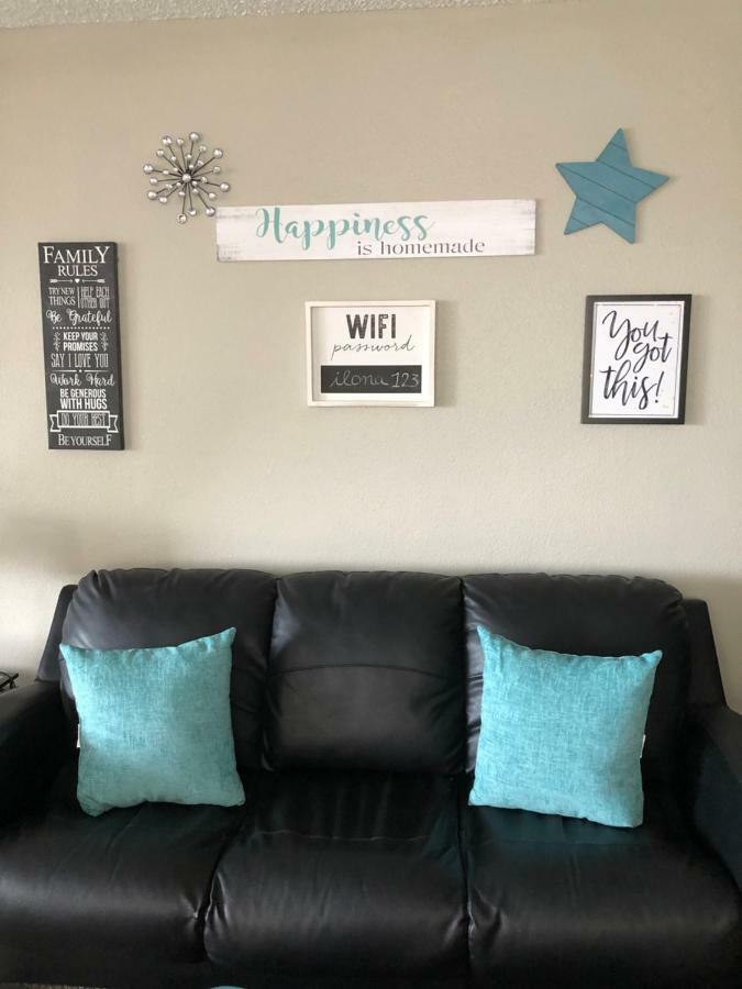 Anchorage Uptown Suites מראה חיצוני תמונה